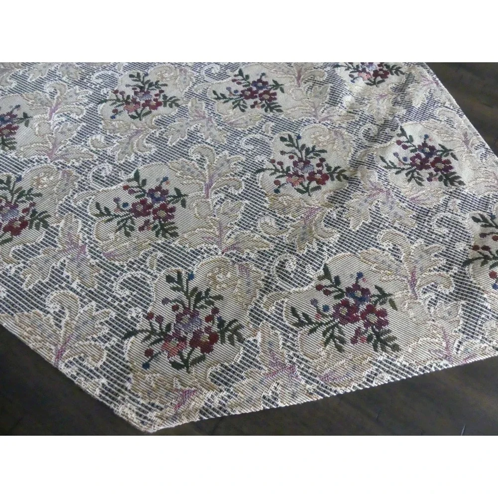 Vtg Victorian‎ Style Woven Tapestry Floral Table Runner Removeable Tassels 18x68